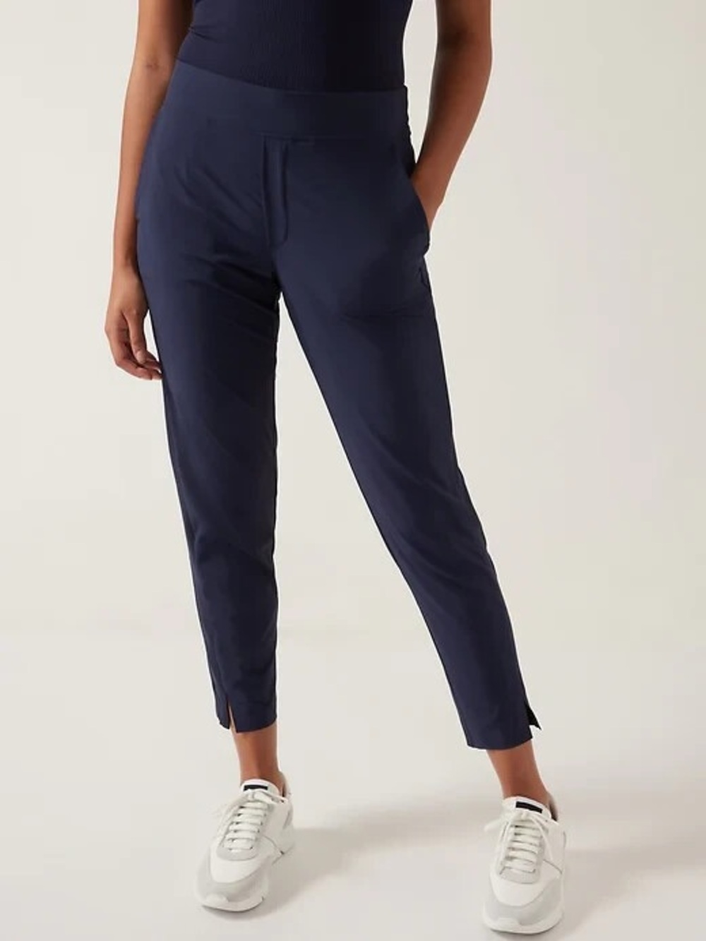 Athleta Women’s Brooklyn Jogger Navy Blue Athletic Pants - 10